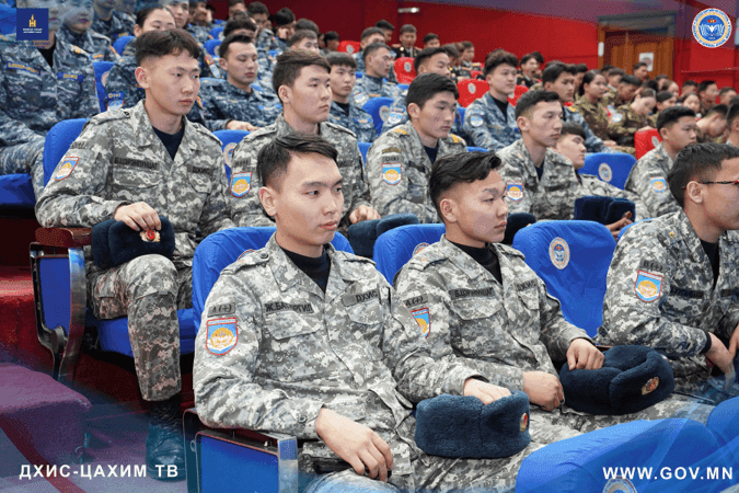 “ГАЗАР ХӨДЛӨЛТИЙН АЮУЛААС УРЬДЧИЛАН СЭРГИЙЛЭХ, ТАНИУЛАХ ӨДӨР”-ИЙГ ТЭМДЭГЛЭН ӨНГӨРҮҮЛЛЭЭ