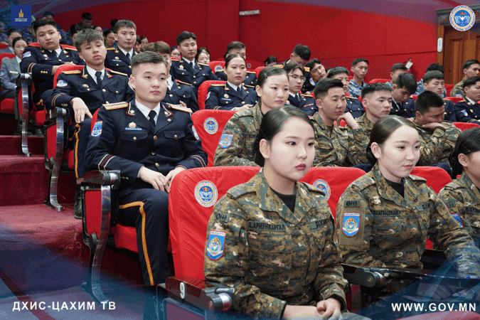 “ГАЗАР ХӨДЛӨЛТИЙН АЮУЛААС УРЬДЧИЛАН СЭРГИЙЛЭХ, ТАНИУЛАХ ӨДӨР”-ИЙГ ТЭМДЭГЛЭН ӨНГӨРҮҮЛЛЭЭ